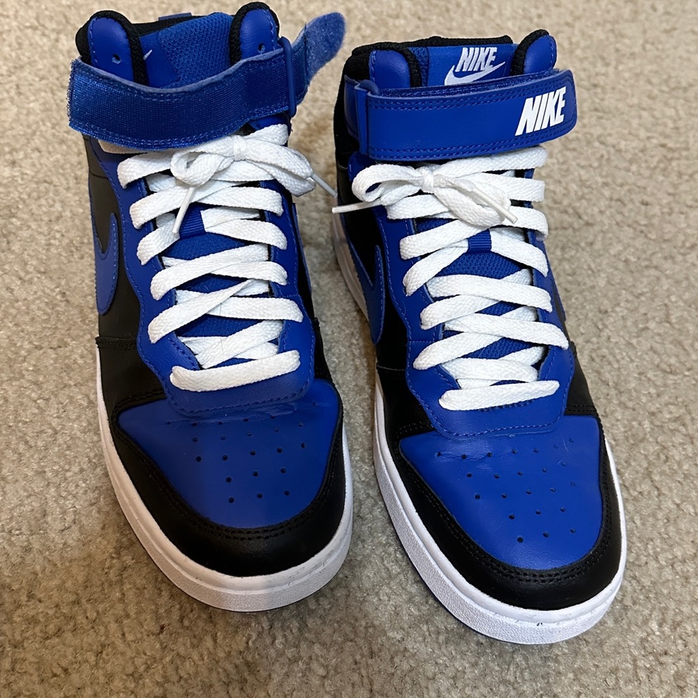 Nike Court Borough Mid - Black & Blue (7Y)